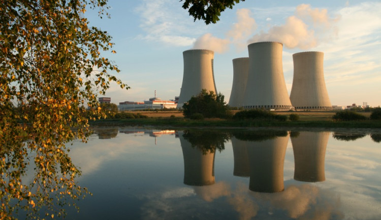 Dnes ráno obnovil druhý temelínský blok výrobu elektřiny