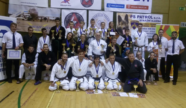 Jihočeši využili domácí halu a dominovali na mistrovství Evropy v Allkampf-Jitsu