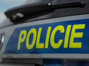 Policie pátrá po dívce z Velešínska. Nedorazila do školy