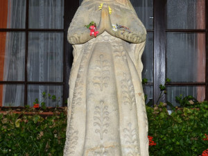 Kostel Srdce Páně, zahrada