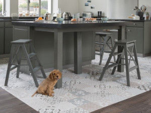 RS28561_Provence Cream Calepinage Kitchen dog-hpr