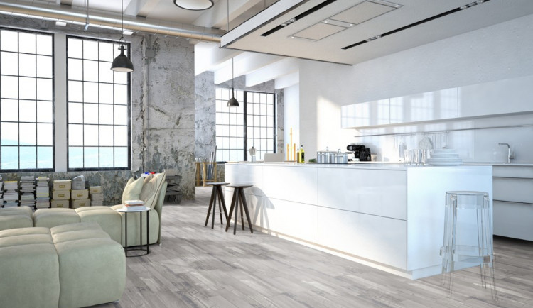 1)	Originální a dokonale věrný dekor dřevěné podlahy s perfektní patinou je novinkou letošního roku. Jedná se o podlahu Westwood TEXLINE