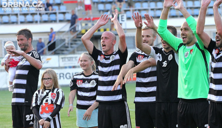 SOUTĚŽ: Na fotbal i volejbal zadarmo
