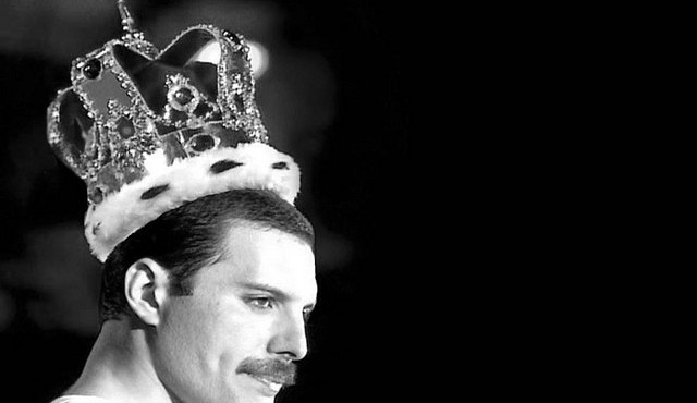 GLOSA: 25 let bez Mercuryho… Čtvrtstoletí, které dokázalo, že byl v Queen nenahraditelný