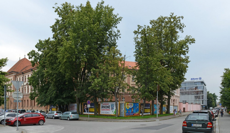 Nároží u vazební věznice