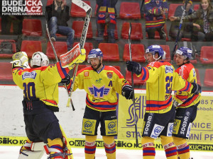 Asistenci na gólu Tomáše Nouzy v oslabení si připsal gólman Petr Kváča