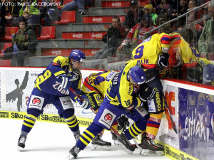 Vráblík se Šulkem bojují o koutoč za přerovskou brankou