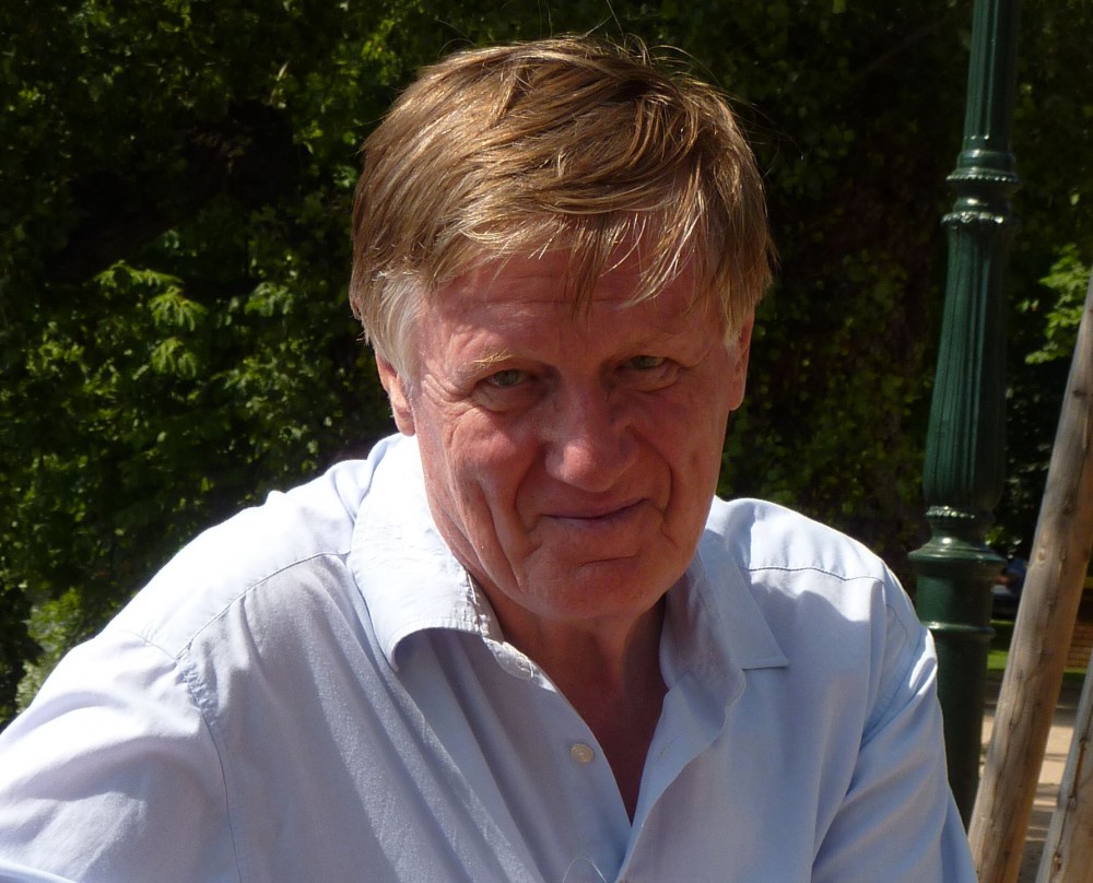 Autor nových insignií VŠTE Jaroslav Huťa tvořil hlavně v Kanadě, ale