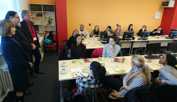 Předvánoční stáž amerických studentů v Nemocnici Strakonice