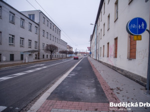 Zrekonstruovaná křižovatka ulic Dvořákova – Průmyslová