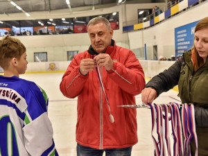 Vánoční turnaj Jaroslava Pouzara o pohár Skupiny ČEZ