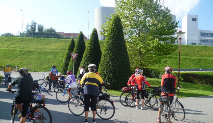 9000 lidí přijelo do Temelína v roce 2016 na kole