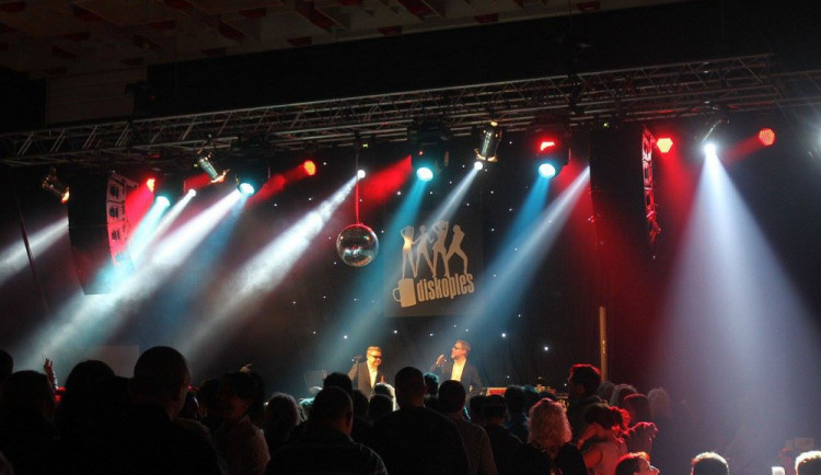 SOUTĚŽ: Diskoples v Gerbeře nabídne taneční hity i rock