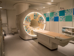 Magnetické rezonance a rentgeny dostaly polep s veselými motivy pro děti