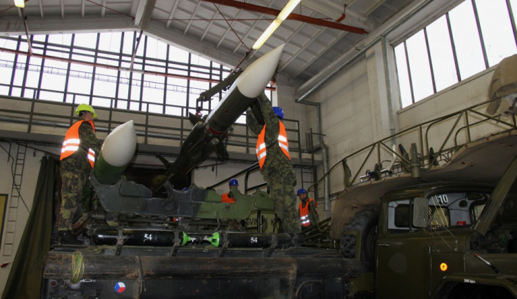 Strakoničtí vojáci připravují specialisty i pro ostatní útvary Armády Česka