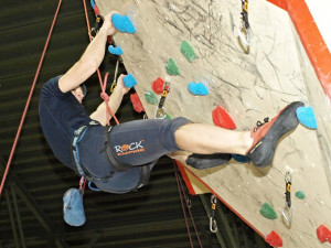 Soutěž hasičů v lezení.