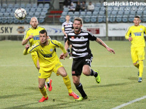 Richard Kalod (na snímku s Kristianem Zbrožkem) odehrál pouze první poločas