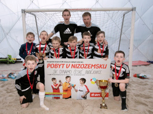 Fotbalisté SK Dynamo České Budějovice vyhráli E.ON Beach Junior Cup. Jako hlavní cenu získali letní pobyt v Nizozemsku