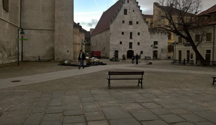 Farmářské trhy na Piaristickém náměstí v březnu letošního roku
