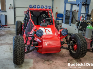 Terénní bugina studentů VŠTE