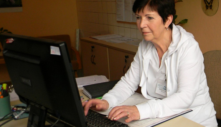 Miluška Štumarová pracuje šestým rokem v dačické nemocnici jako hlavní sestra