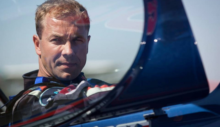 Zákazníkem Moiry je také pilot světové série Red Bull Air Race Martin Šonka.