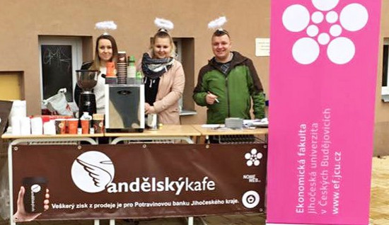 Andělský kafe si můžete dát ve čtvrtek v IGY Centru v Českých Budějovicích.