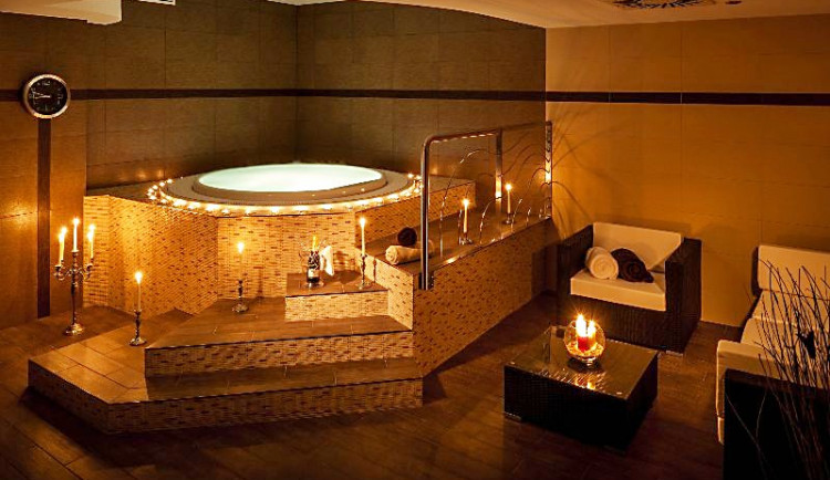 Chcete-li jaro přivítat svěží a odpočatí, pak zavítejte do wellness hotelu Štekl.