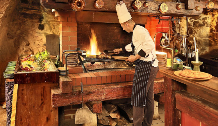 Hotel Old Inn - Grill Restaurant Katakomby.