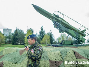 Čtyři dny cvičily dvě stovky vojáků, policistů a specialistů společnosti ČEZ ochranu Jaderné elektrárny Temelín proti teroristickému útoku.