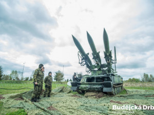 Čtyři dny cvičily dvě stovky vojáků, policistů a specialistů společnosti ČEZ ochranu Jaderné elektrárny Temelín proti teroristickému útoku.