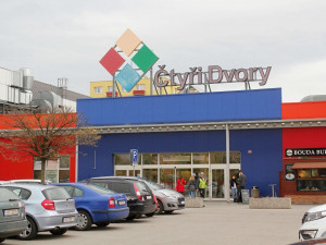 Do Obchodního a zábavního centra Čtyři Dvory se na více než měsíc nastěhují Strašidla