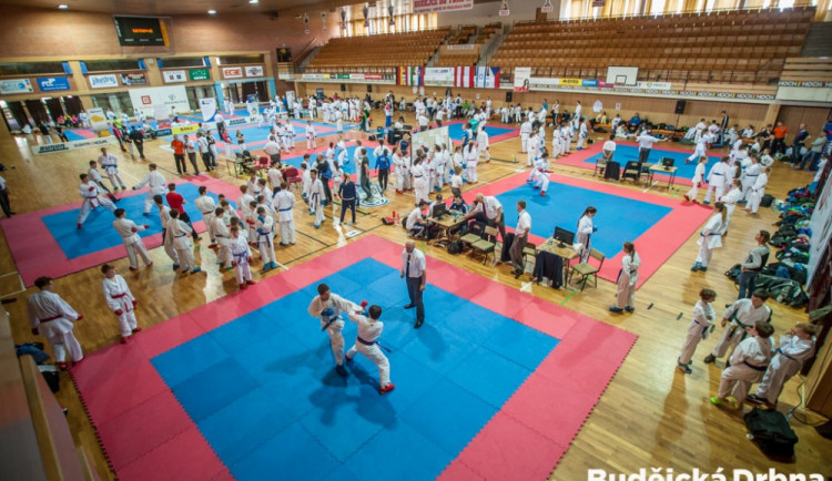 Sparing Camp 8