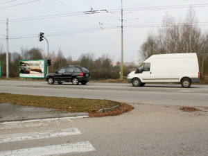 Na budějcké křižovatce ulic Strakonická a Husova ubyly dočasně jízdní pruhy