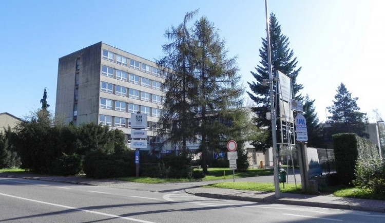 Veronex nabízí k pronájmu kanceláře na Rudolfovské třídě a ulici Kněžkodvorská
