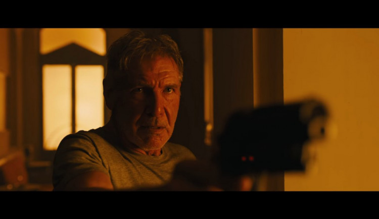 TRAILER TÝDNE: Po pětatřiceti letech se vrací temné sci-fi Blade Runner