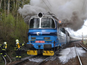 Na Táborsku odpoledne hořela lokomotiva vlaku