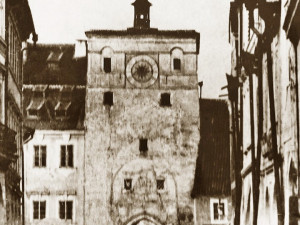 DRBNA HISTORIČKA: Že Budějce bourají městské brány, věže a hradby, se vědělo v celých Čechách