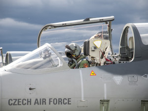 Display piloti 212. taktické letky z Čáslavi.