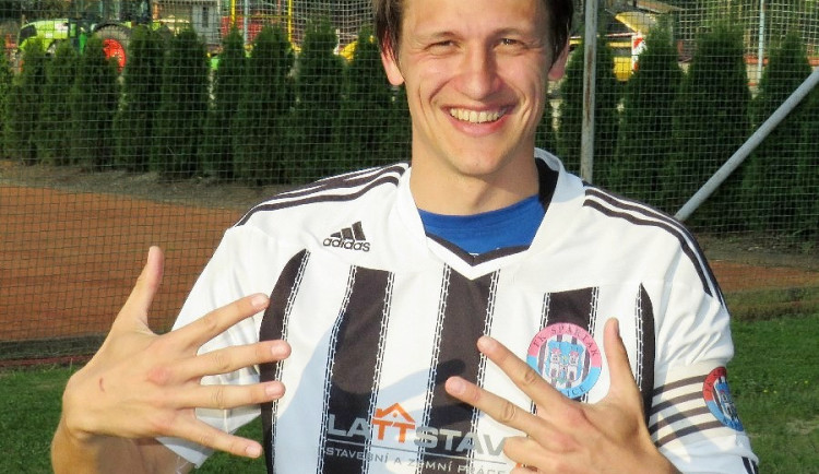 Kanonýr Spartaku Kaplice Jakub Lesňák.