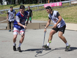 Pouliční hokej se v podobě kvalifikačního turnaje Red Bull Urban Buly vrátil do Českých Budějovic.