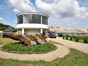 Na natáčení trilogoie Zahradnictví se podílelo také českobudějovické Zahradnické centrum Ferenčík.