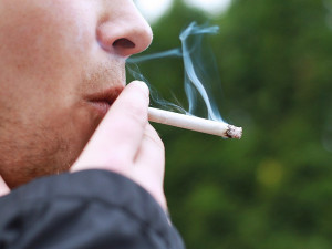 Kuřáci v protivínské nádražní hospodě hrozí, že do ní přestanou chodit