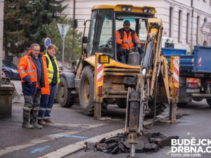 Část Lidické třídy čekají stavební úpravy vodovodu