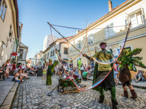 Ondřej Jurečka - Riesenseifenblasen z Vídně v Plachého ulici.