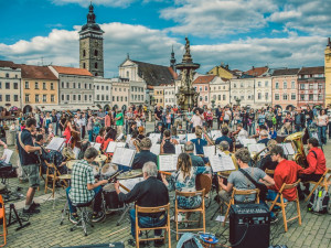 Tomáš Kadlec - Jihočeský Univerzitní Orchestr na náměstí Přemysla Otakara II.
