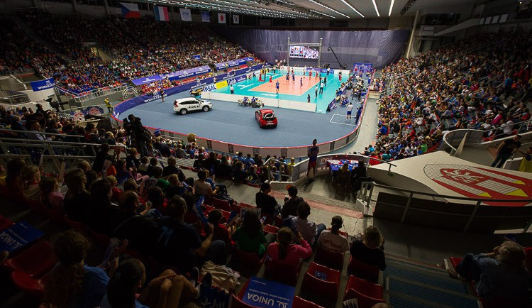 KAM ZA SPORTEM: Budějce hostí světový šampionát ve volejbale. V Sezimáku se hraje turnaj s ligisty