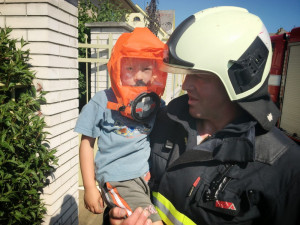 VIDEO: Na požáry vysokých budov se děti musí připravovat už odmalička