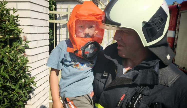 Evakuce dětí ze školky bylo námětem důležitého hasičského cvičení