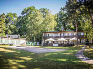 Yacht Club D.I.M. Bezdrev.